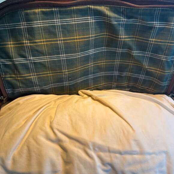 Duluth Trading Co Lifetime Leather Duffle Bag - Beautiful - Perfect Condition! - Picture 11 of 13